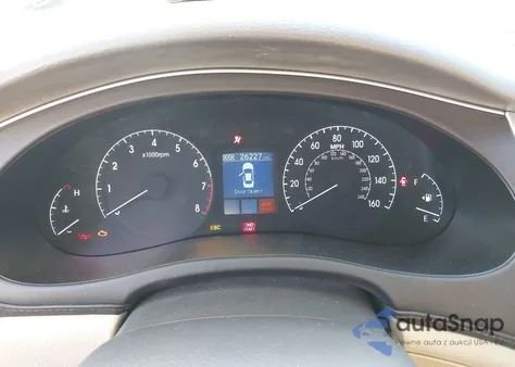 2013 Hyundai Genesis 3.8 z USA, uszkodzony, nr VIN KMHGC4DD3DU253382